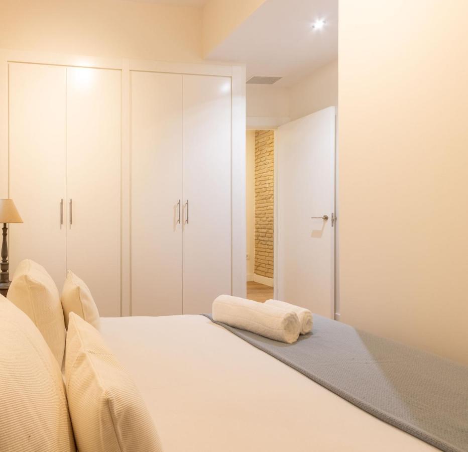 Angeles Santa Cruz Deluxe By Valcambre Apartment Sevilla Exterior foto