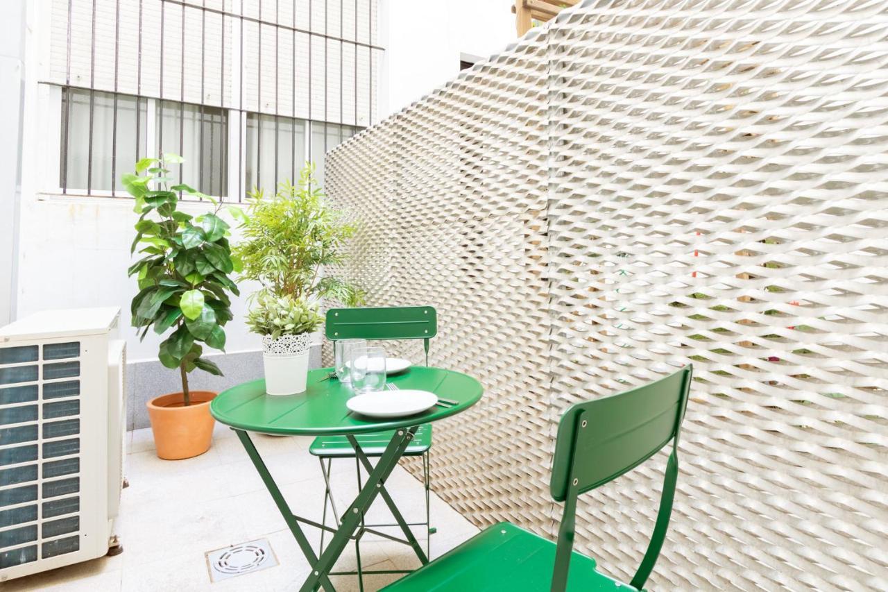 Angeles Santa Cruz Deluxe By Valcambre Apartment Sevilla Exterior foto